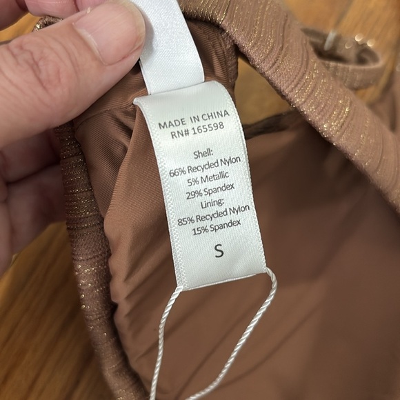 Andie The Casablanca One Piece Swimsuit Sparkle Latte size S NWT - Picture 8 of 8